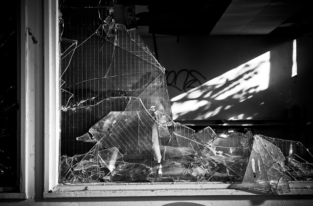 Zerbrochene Fensterscheibe
Angst, Ängste, Trauma